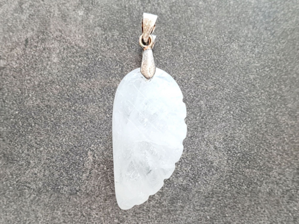 pendentif cristal de roche ange